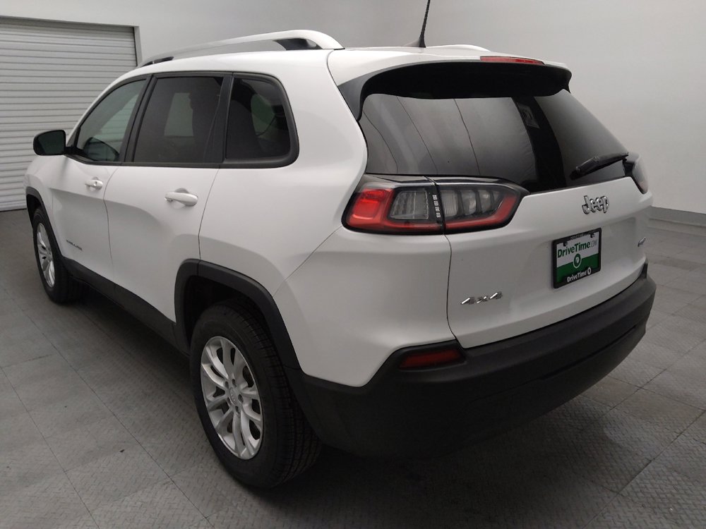 Used 2021 Jeep Cherokee Latitude AWD/4WD image 5