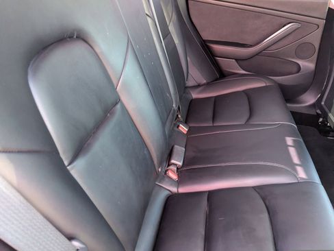 Used 2023 Tesla Model 3 Performance image 13