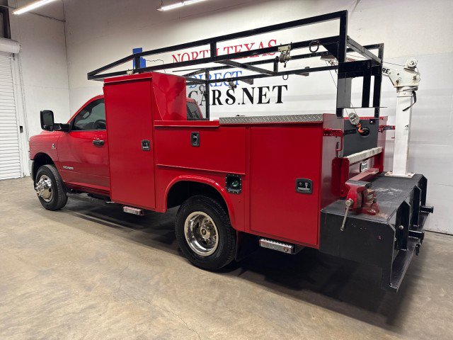 Used 2020 RAM 3500 Tradesman w/ Chrome Appearance Group RWD image 9