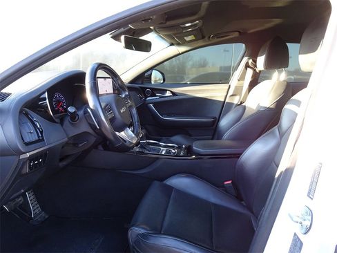 Used 2022 Kia Stinger GT-Line image 10