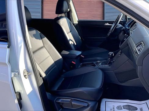 Used 2018 Volkswagen Tiguan SEL image 6