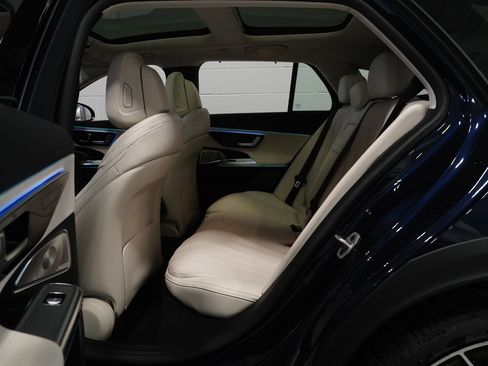 New 2026 Mercedes-Benz E 450 4MATIC All-Terrain Wagon image 16