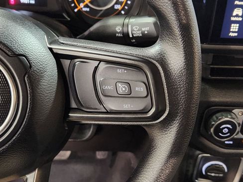 Used 2025 Jeep Gladiator Sport image 49