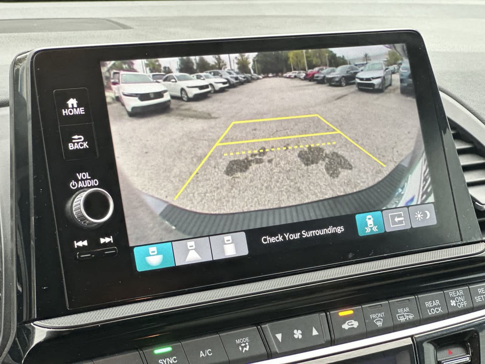 Used 2025 Honda Odyssey Elite image 19