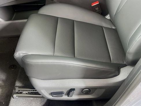 New 2026 Nissan Rogue SV FWD image 21