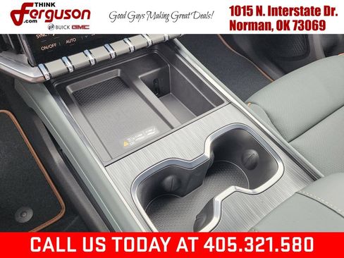 New 2026 GMC Acadia AT4 w/ Luxury Package AWD/4WD image 33