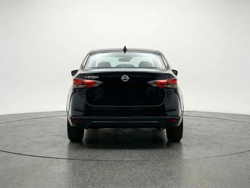 Used 2025 Nissan Versa SV image 7