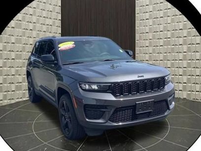 Certified 2023 Jeep Grand Cherokee Altitude