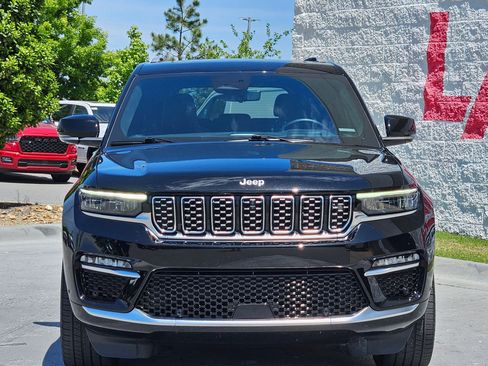 Used 2024 Jeep Grand Cherokee Summit AWD/4WD image 2