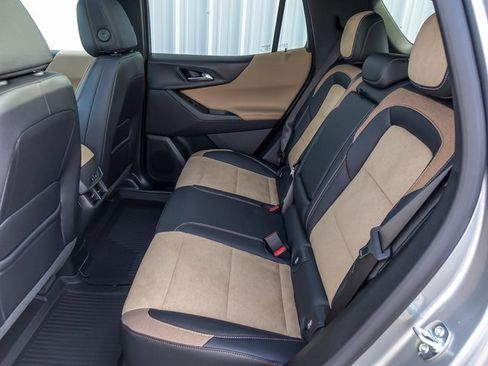 New 2026 Chevrolet Equinox ACTIV image 17