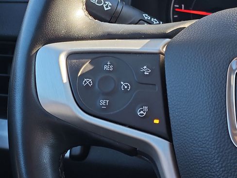 Used 2023 GMC Terrain SLT image 21