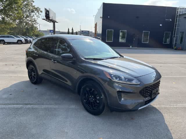 Used 2020 Ford Escape SE Sport AWD/4WD image 2