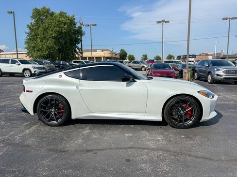 Used 2024 Nissan Z Performance w/ Floor Mat Package RWD image 20