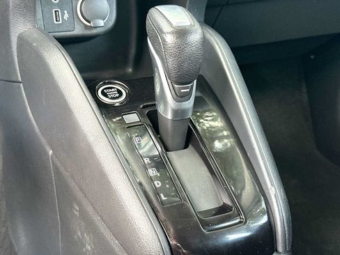 Used 2022 Nissan Kicks S FWD image 21