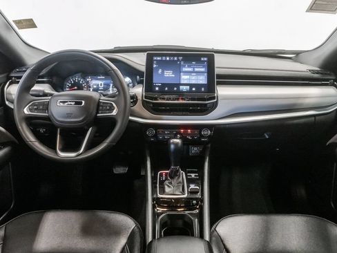Certified 2025 Jeep Compass Limited AWD/4WD image 28