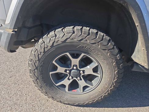 Used 2019 Jeep Wrangler Unlimited Rubicon image 4