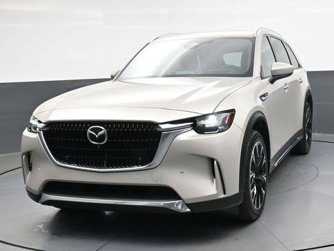 Used 2024 MAZDA CX-90 Plug-In Hybrid w/ Premium Plus AWD/4WD image 8