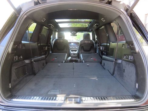 Used 2020 Mercedes-Benz GLS 450 4MATIC image 27