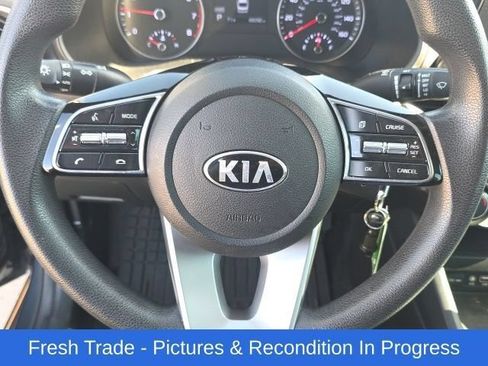 Used 2021 Kia Forte LXS FWD image 11
