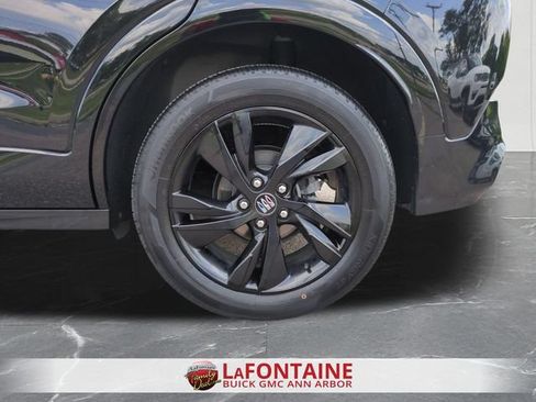 Used 2024 Buick Encore GX Sport Touring w/ Advanced Technology Package AWD/4WD image 34