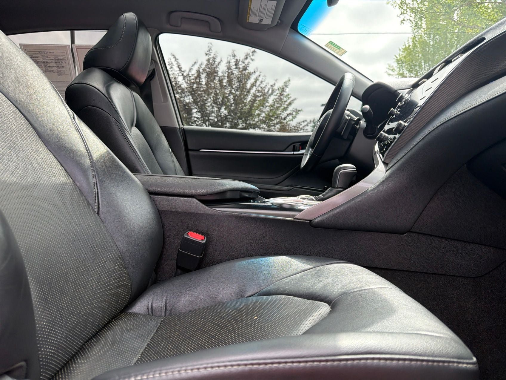 Used 2018 Toyota Camry XSE w/ Driver Assist Package FWD image 16