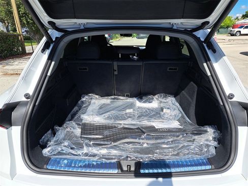 New 2025 Audi Q5 Premium Plus image 31