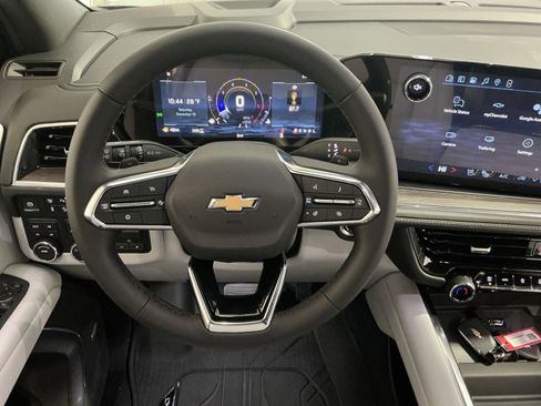 New 2026 Chevrolet Suburban Premier w/ Sun And Tow Package image 24