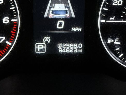 Used 2022 Subaru Outback Premium AWD/4WD image 13