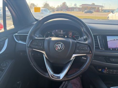 Used 2024 Buick Enclave Premium image 15