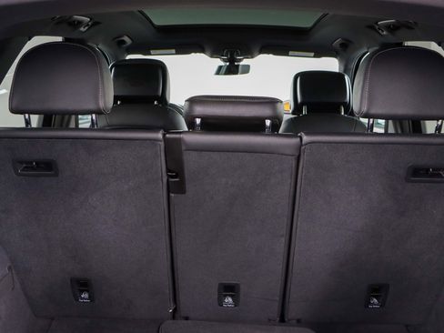 Used 2023 Audi Q5 2.0T Premium w/ Convenience Package image 28