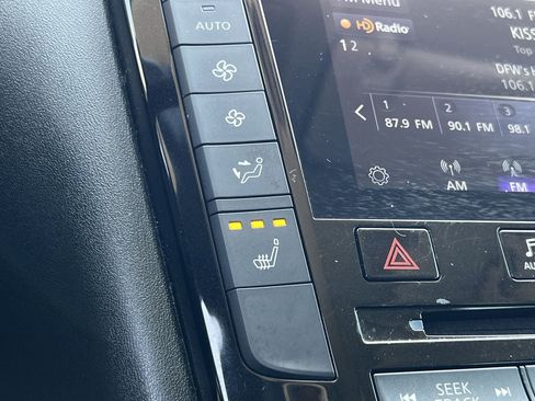 Used 2023 INFINITI QX50 Luxe FWD image 19