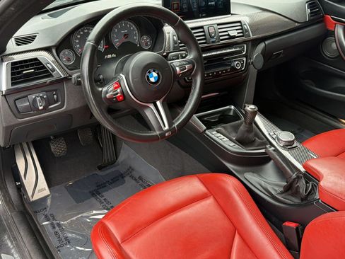 Used 2016 BMW M4 Coupe RWD image 4