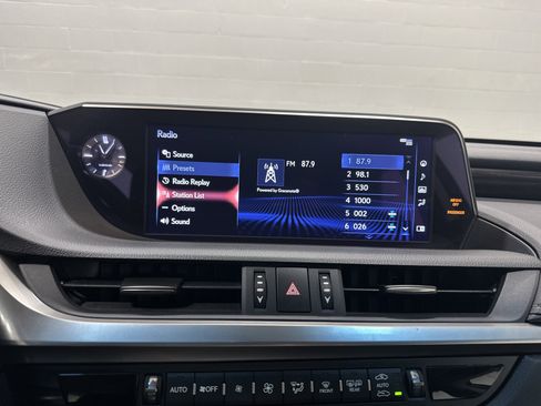 Used 2020 Lexus ES 350 w/ Premium Package image 23