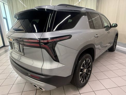 Certified 2025 Chevrolet Traverse LT w/ Sun and Wheel Package AWD/4WD image 5