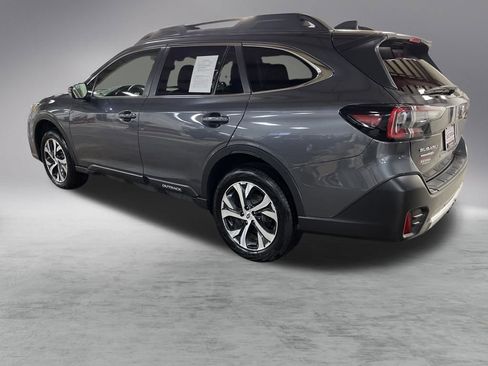Used 2021 Subaru Outback Limited XT image 3