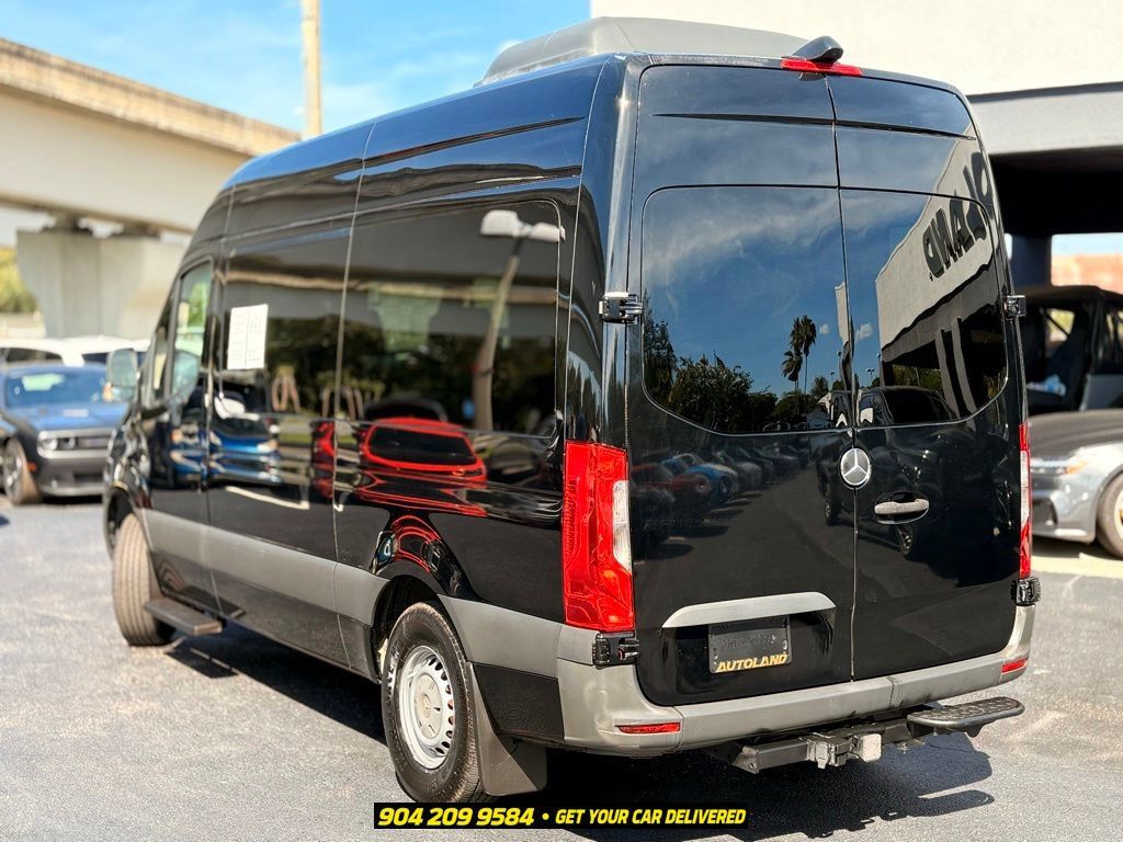 Used 2019 Mercedes-Benz Sprinter 2500 image 5