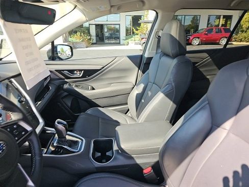 Used 2024 Subaru Outback Limited image 32