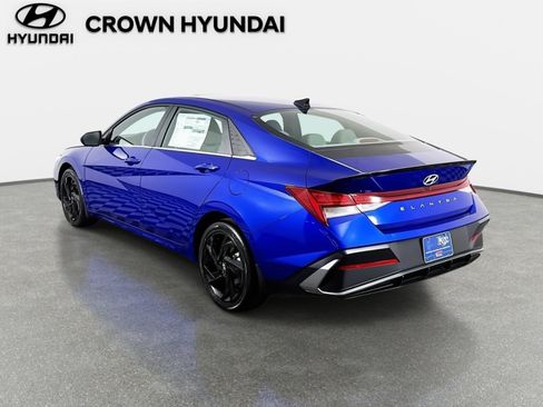 New 2026 Hyundai Elantra SEL Sport FWD image 7