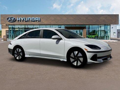 New 2025 Hyundai Ioniq 6 SE image 10