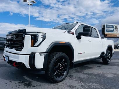 Used 2024 GMC Sierra 2500 AT4 w/ AT4 Premium Plus Package