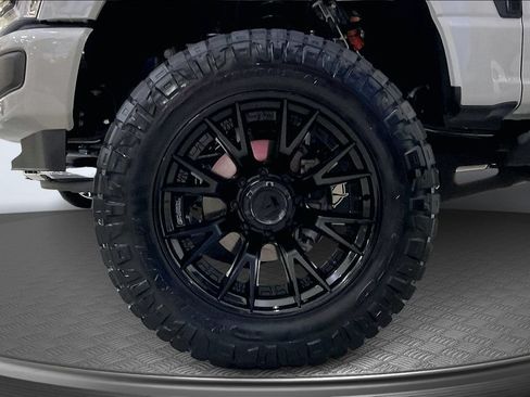 New 2026 Ford F250 Platinum AWD/4WD image 13