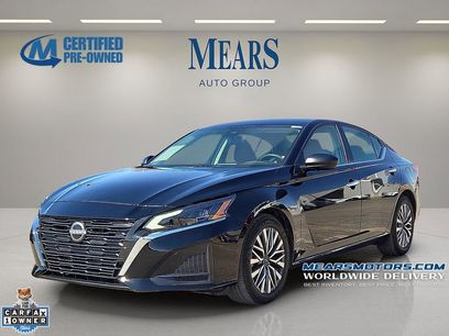 Used 2025 Nissan Altima 2.5 SV