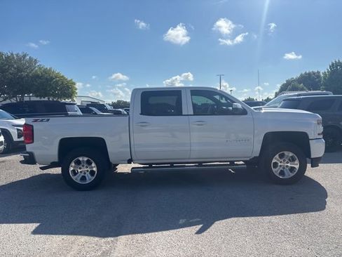 Used 2018 Chevrolet Silverado 1500 LT w/ All Star Edition AWD/4WD image 4