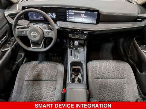 Certified 2025 Nissan Kicks SV w/ SV Premium Package AWD/4WD image 28