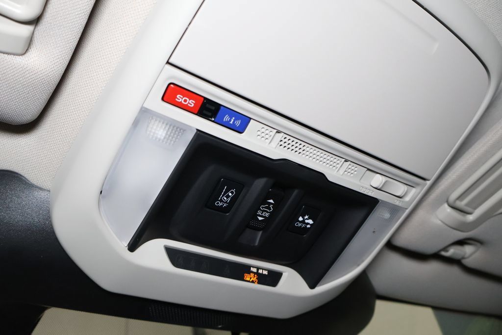 Used 2023 Subaru Forester Premium AWD/4WD image 26