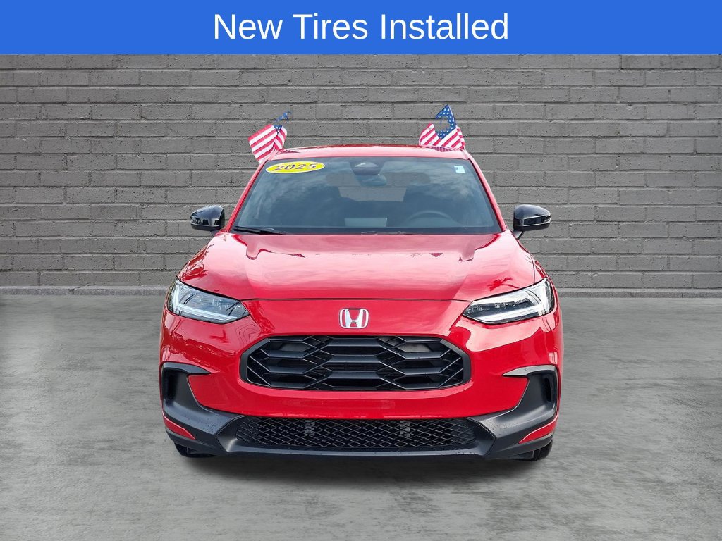 Used 2025 Honda HR-V Sport image 2
