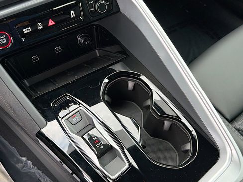 New 2025 Audi SQ5 Premium Plus image 29