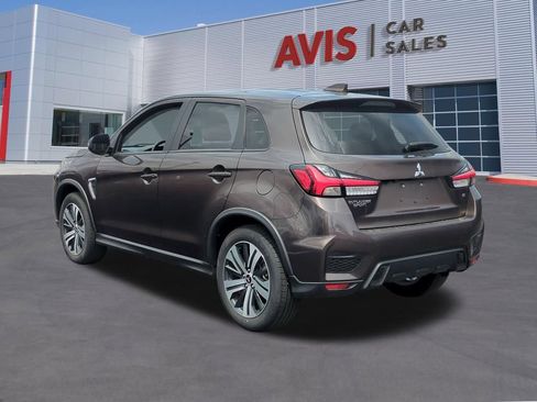 Used 2025 Mitsubishi Outlander Sport SE AWD/4WD image 9