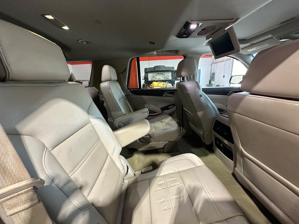Used 2018 GMC Yukon Denali w/ Denali Ultimate Package AWD/4WD image 15