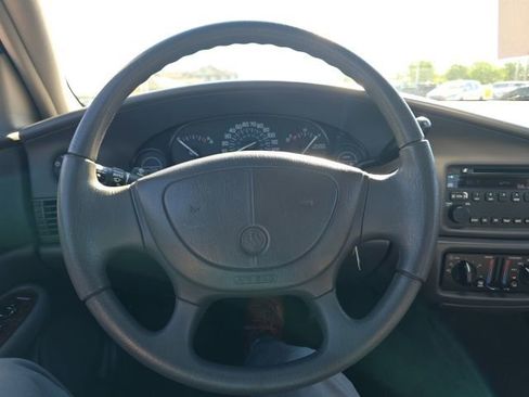 Used 2005 Buick Century Custom FWD image 14